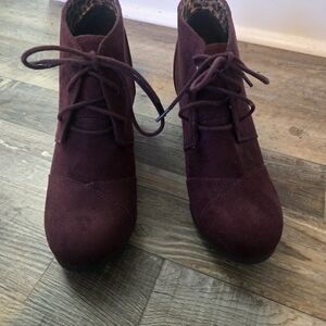 Cityclassified Burgundy Lace Up Boots